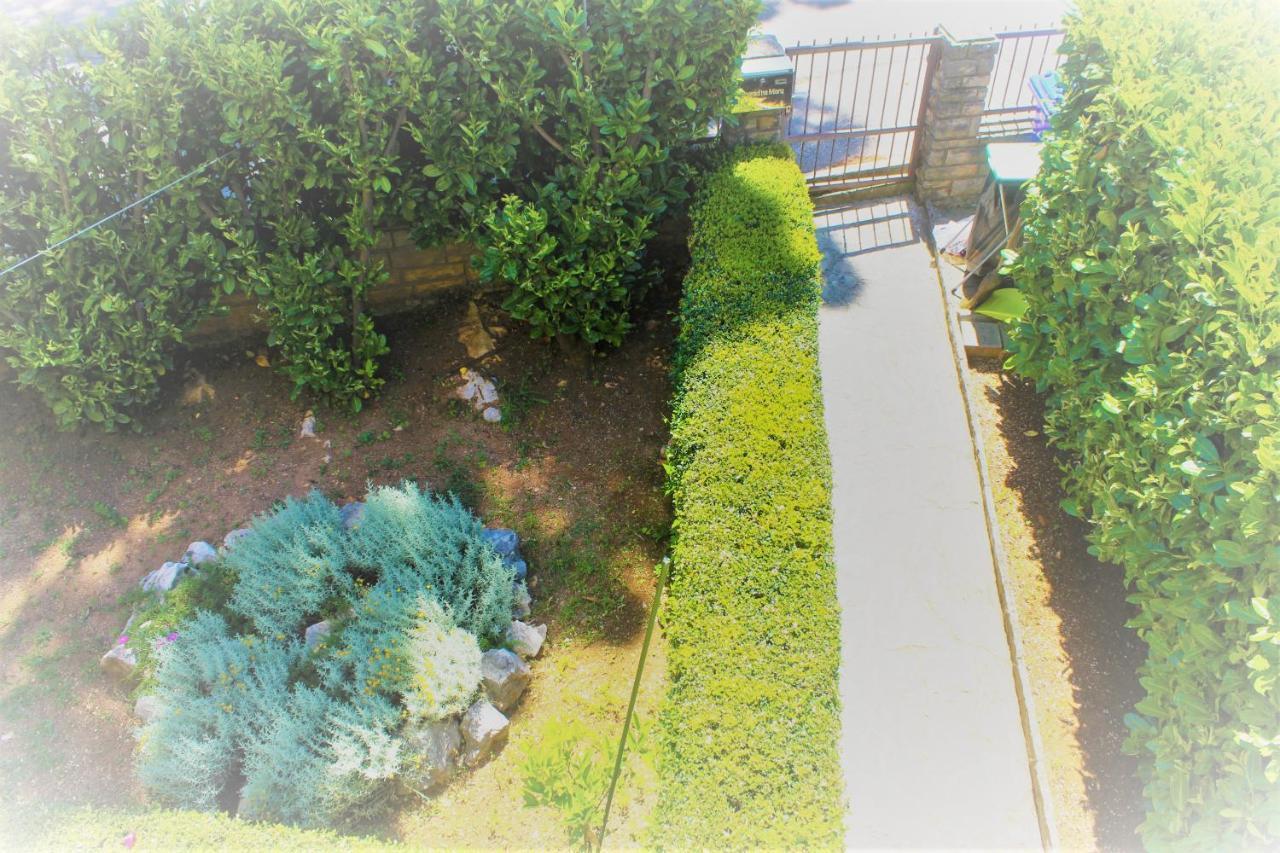 Apartmani Lucia Biograd Biograd Na Moru Bagian luar foto