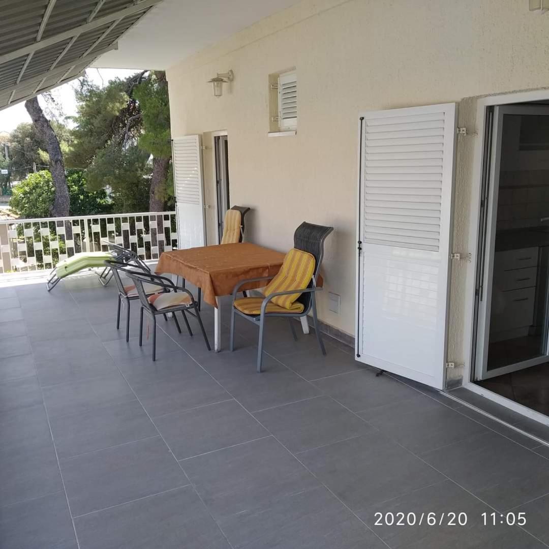 Apartmani Lucia Biograd Biograd Na Moru Bagian luar foto